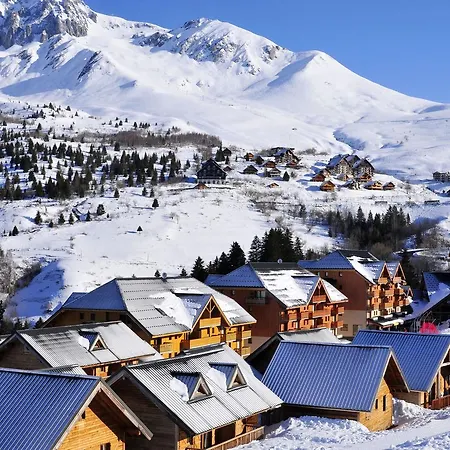 Apartahotel Résidence Goélia Le Village Gaulois