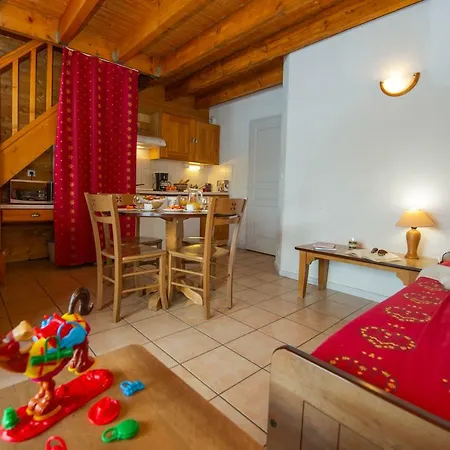 Apartahotel Résidence Goélia Le Village Gaulois Saint-François-Longchamp
